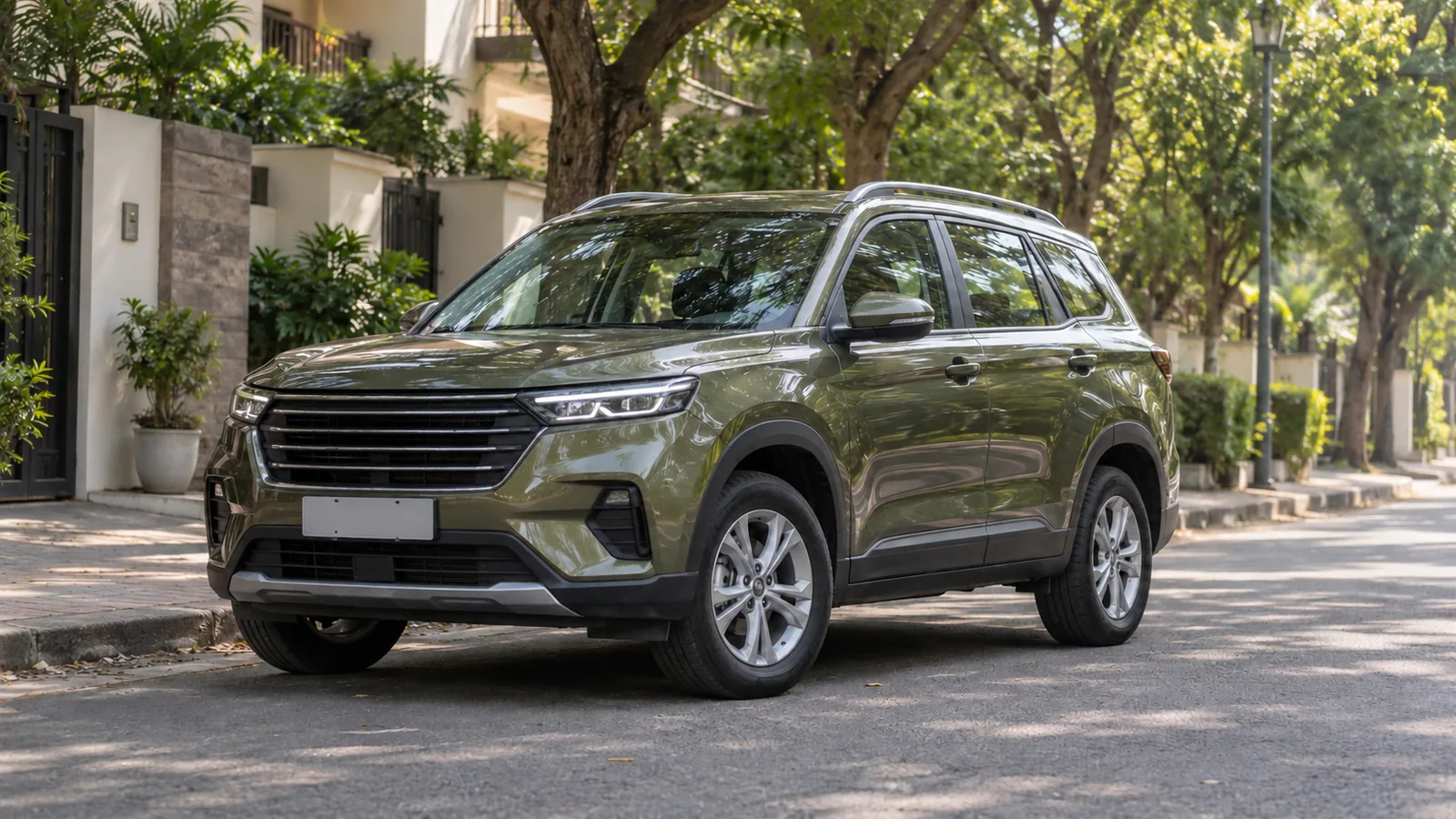 Illustrative unbranded olive green family SUV beside a New Delhi residence