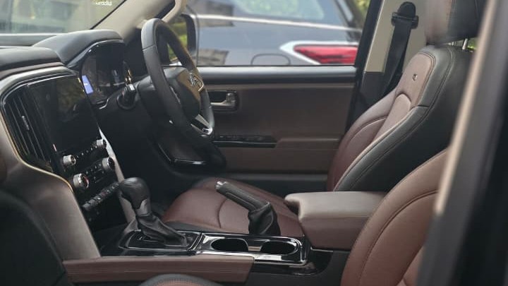 Mahindra Scorpio-n Diesel (z4 Converted To Z6)